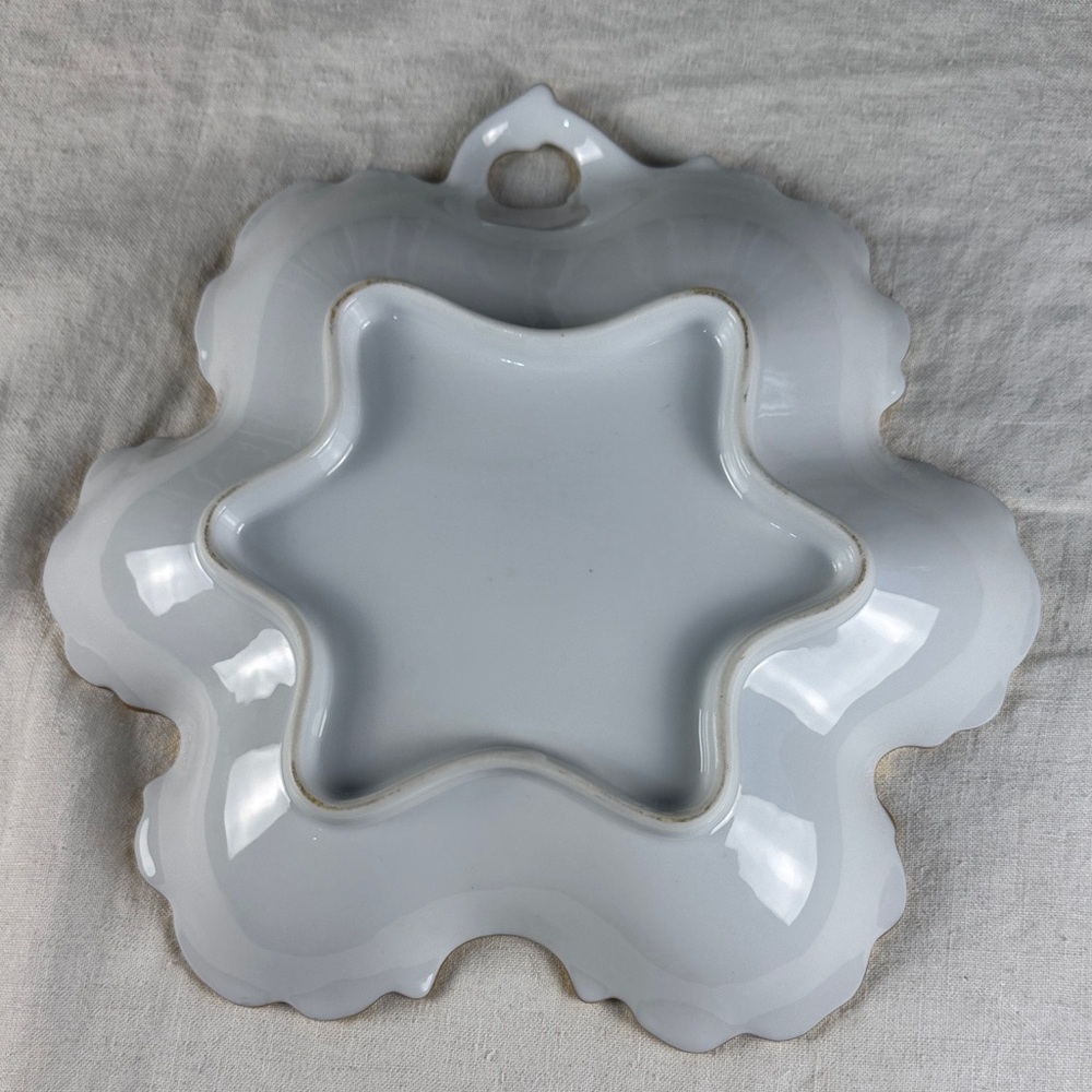 Gold-Trimmed Floral Peacock Serveware Dish - Picture 13 of 16